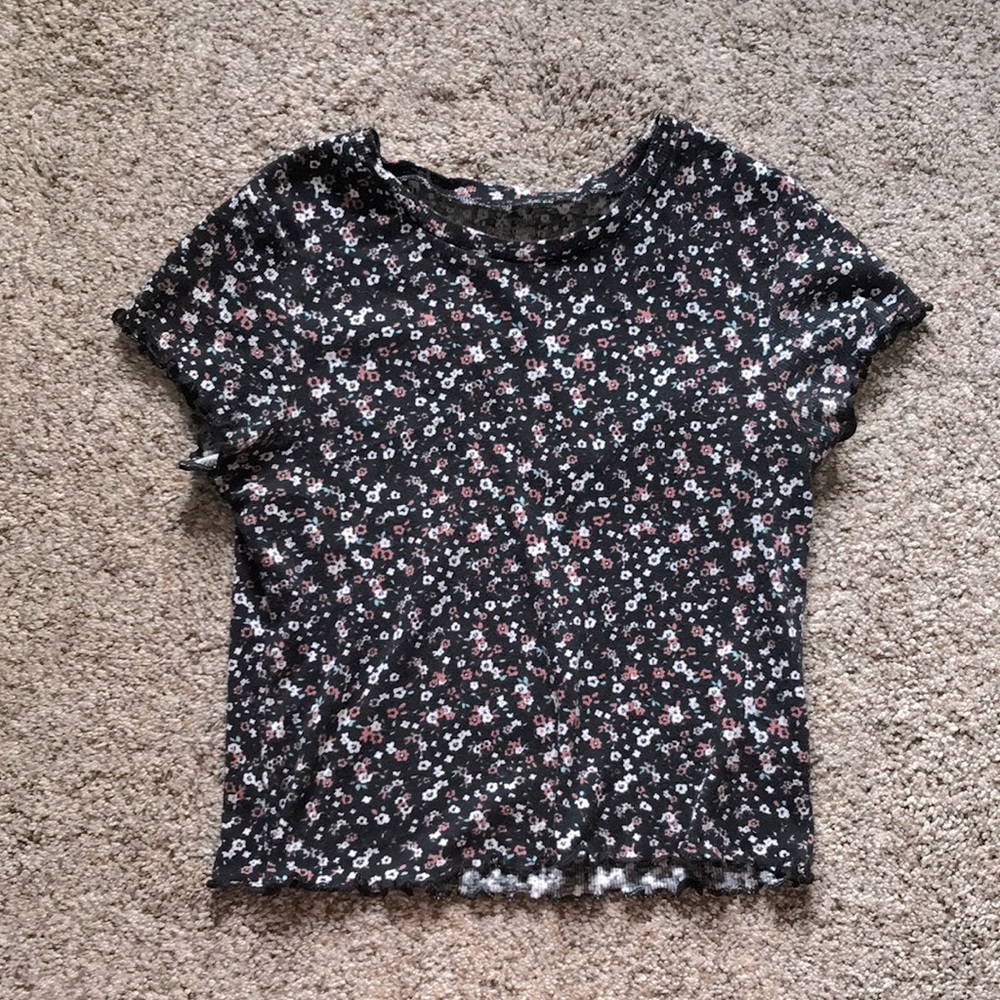 floral lettuce trim top